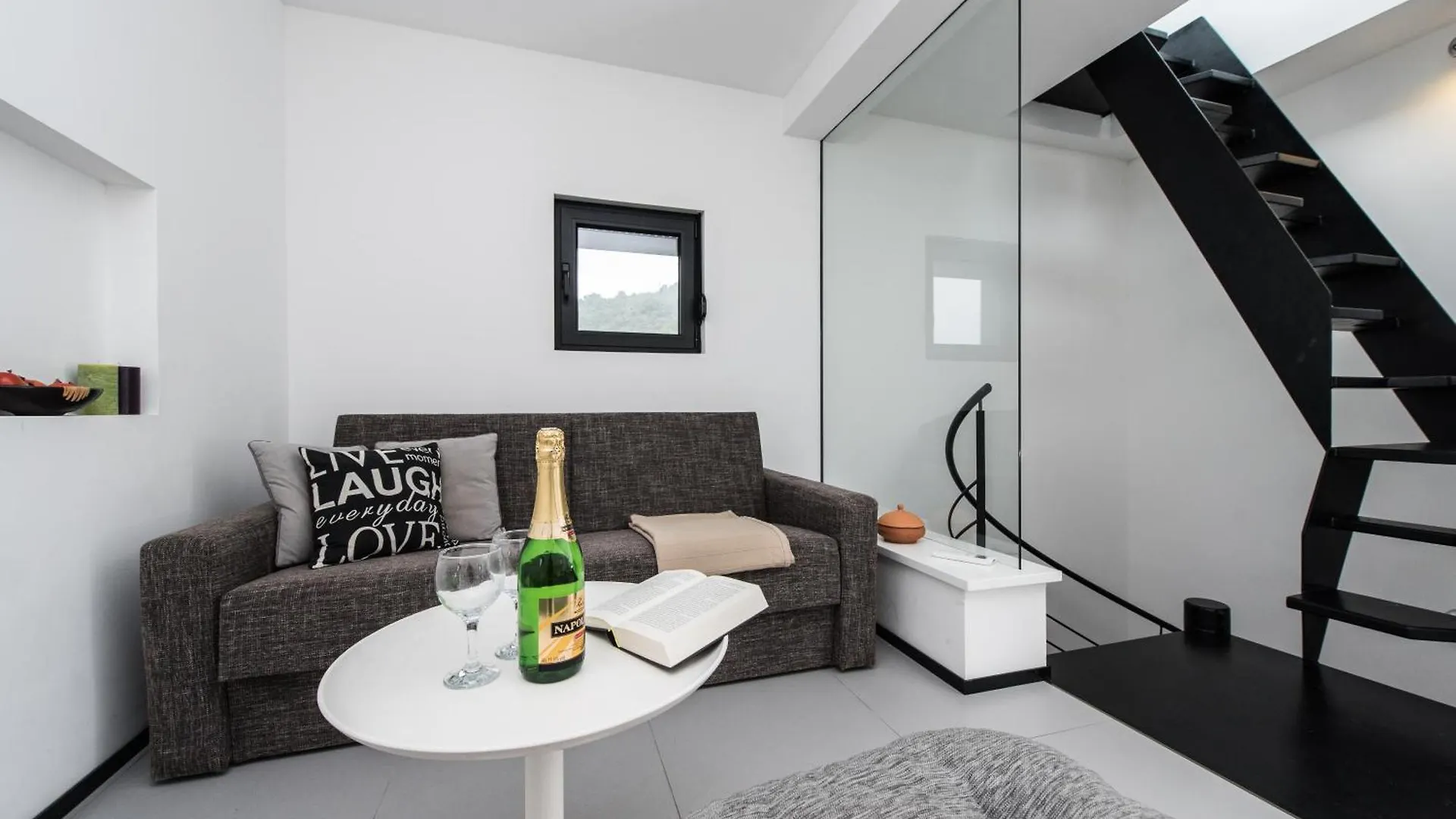 Dragove Luxury Sun House With Hot Tub And Sea View 빌라